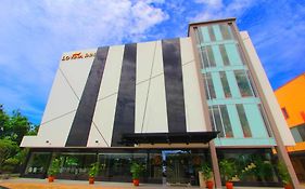 Hotel Lovina Inn Batam Center